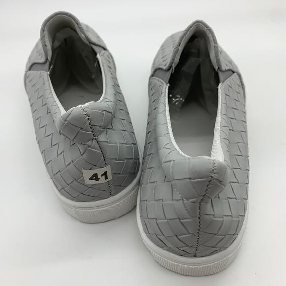 Gray Slip On Sneaker Women Shoes Size 8.5 - Picture 4 of 9